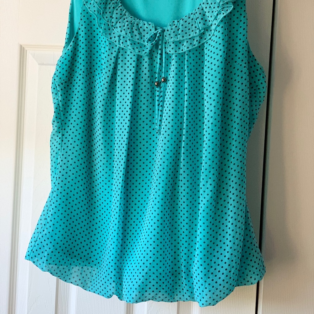 Women’s Dress barn blouse with ruffles